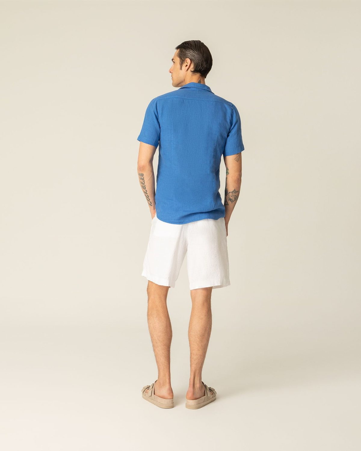 Linen pleated bermuda shorts