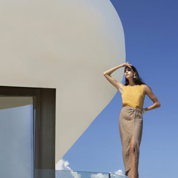 Linen Side-Slit Midi Skirt Linen Side-Slit Midi Skirt